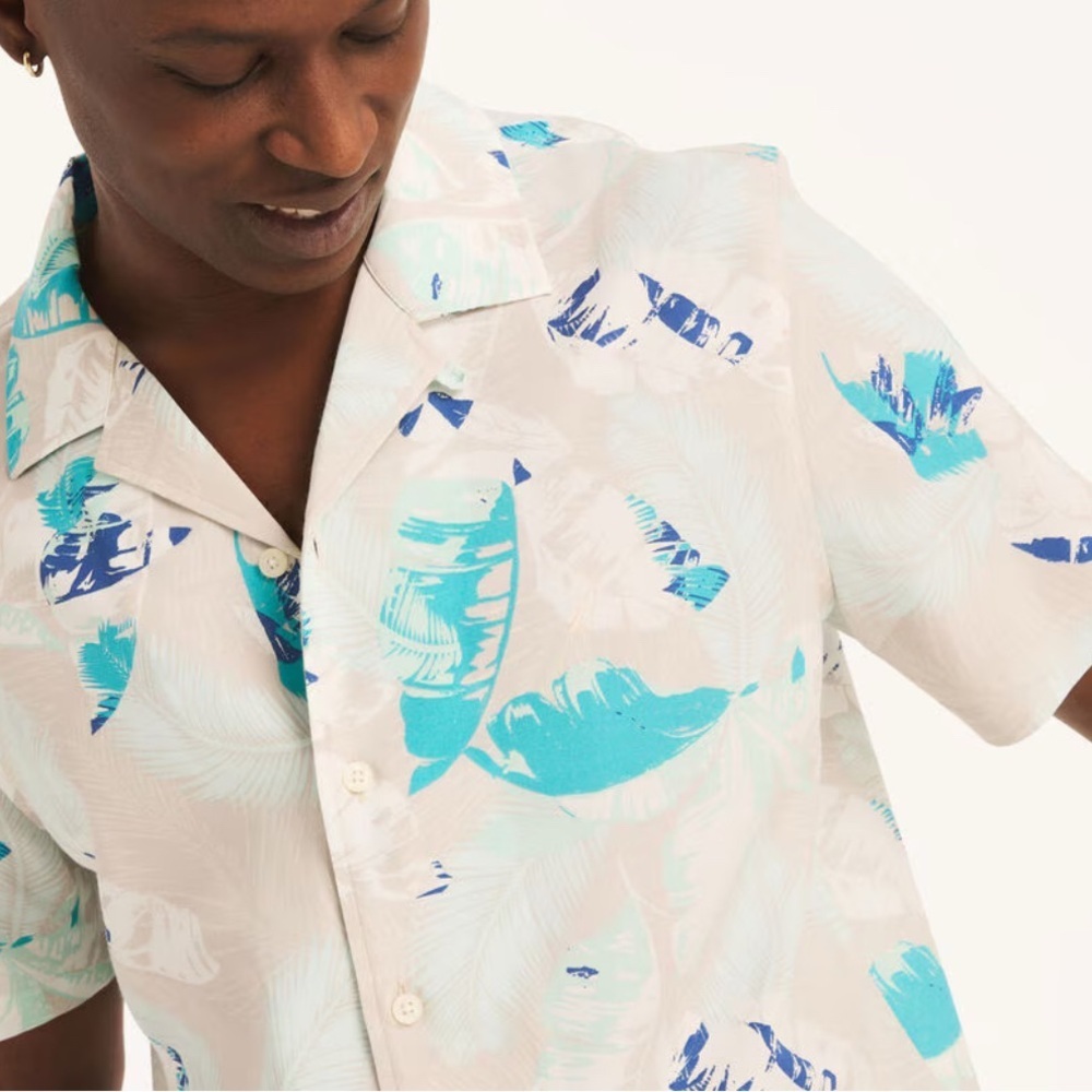 💙NEW!!💙 Nautica Cream and Blue Casual Button Down Shirt🩵🩵XXL🩵 - Picture 3 of 10